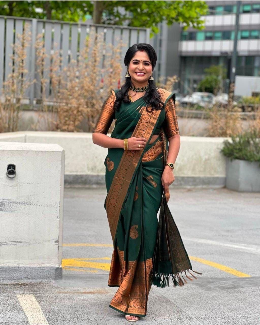 Seraglio Green Soft Silk Saree With Gorgeous Blouse Piece