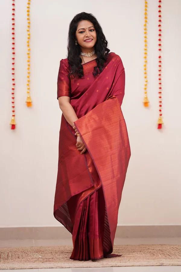 Proficient Red Soft Silk Saree With Engaging Blouse Piece