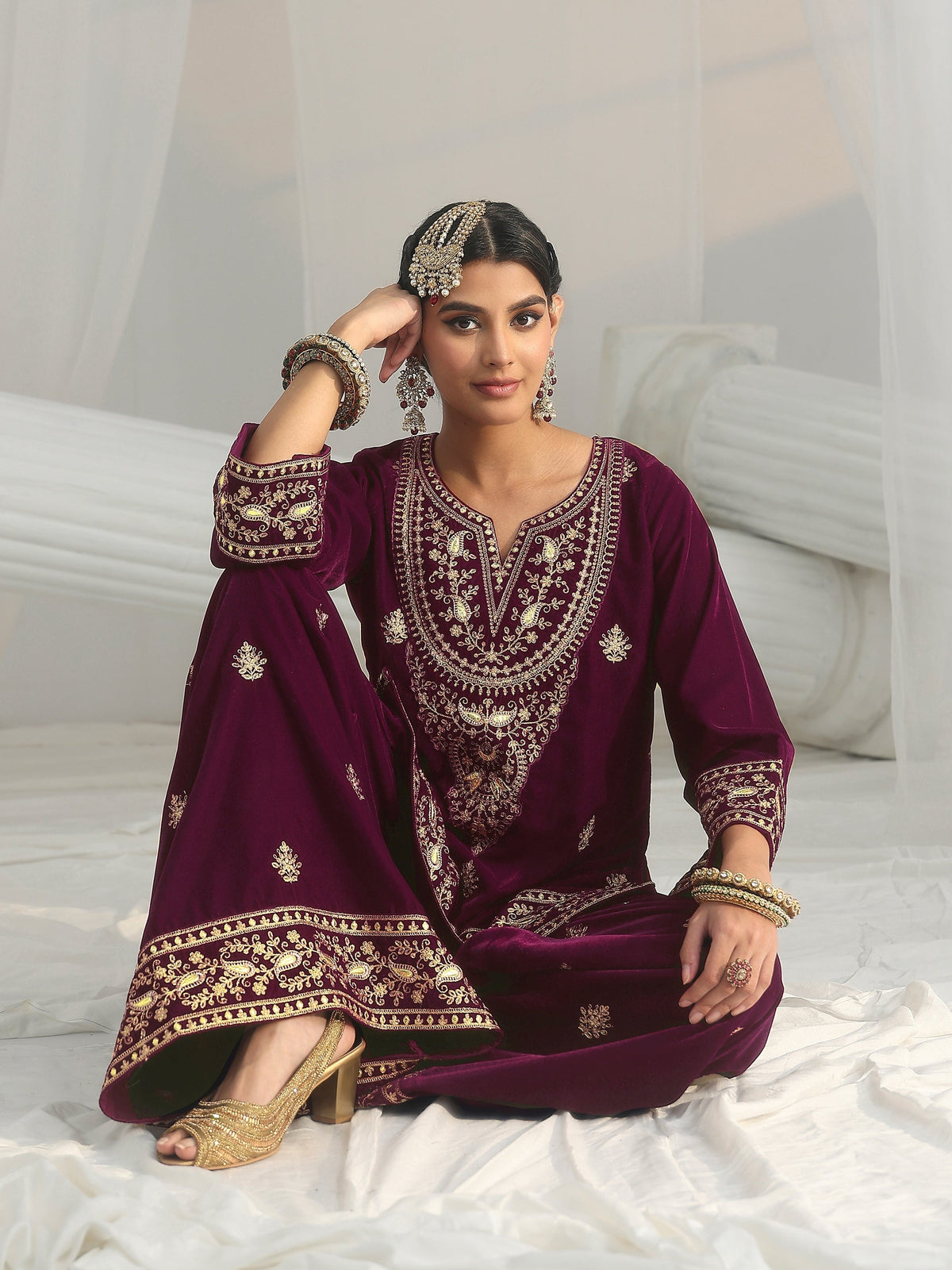 Anouk Burgundy Yoke Embroidered Design Velvet Co-Ord Set
