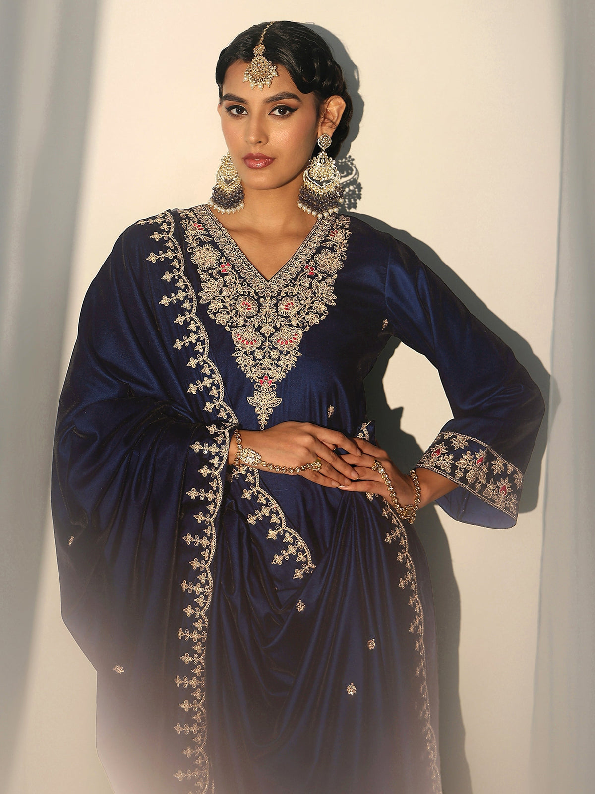Anouk Navy Blue Embroidered Velvel Straight Suit Set