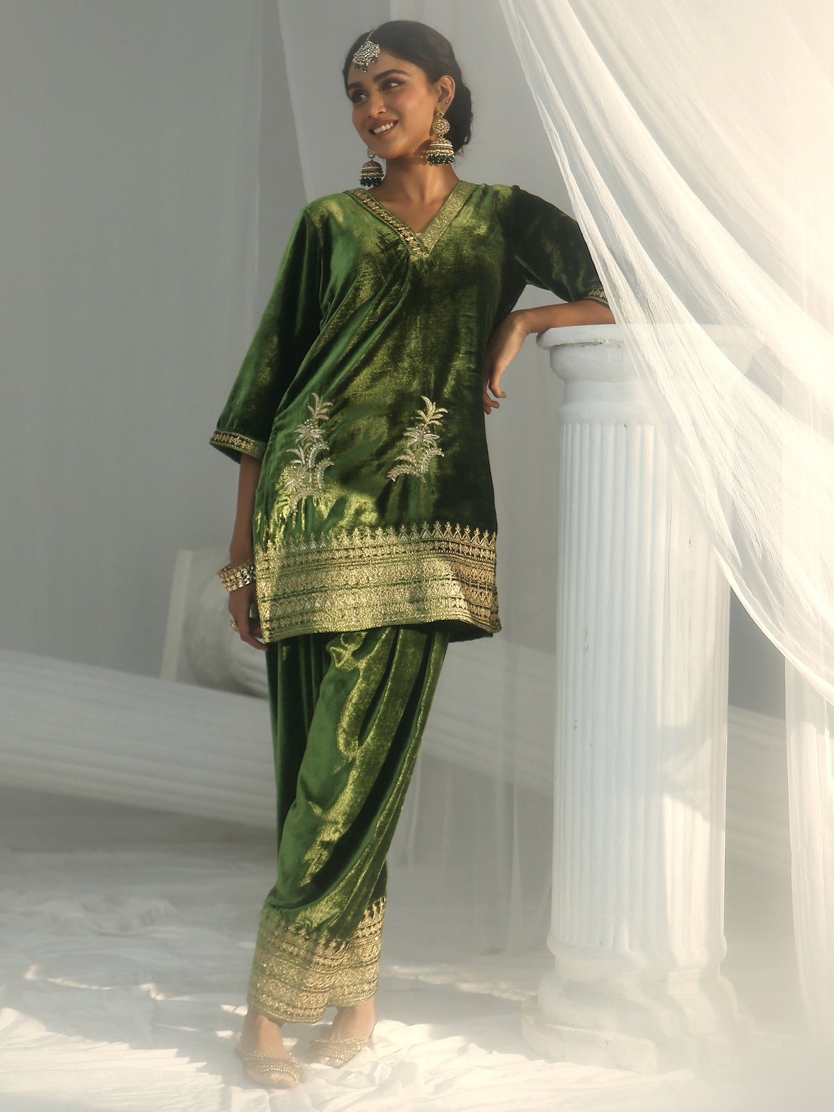 Anouk Olive Green Embroidered Velvet Co-Ord Set