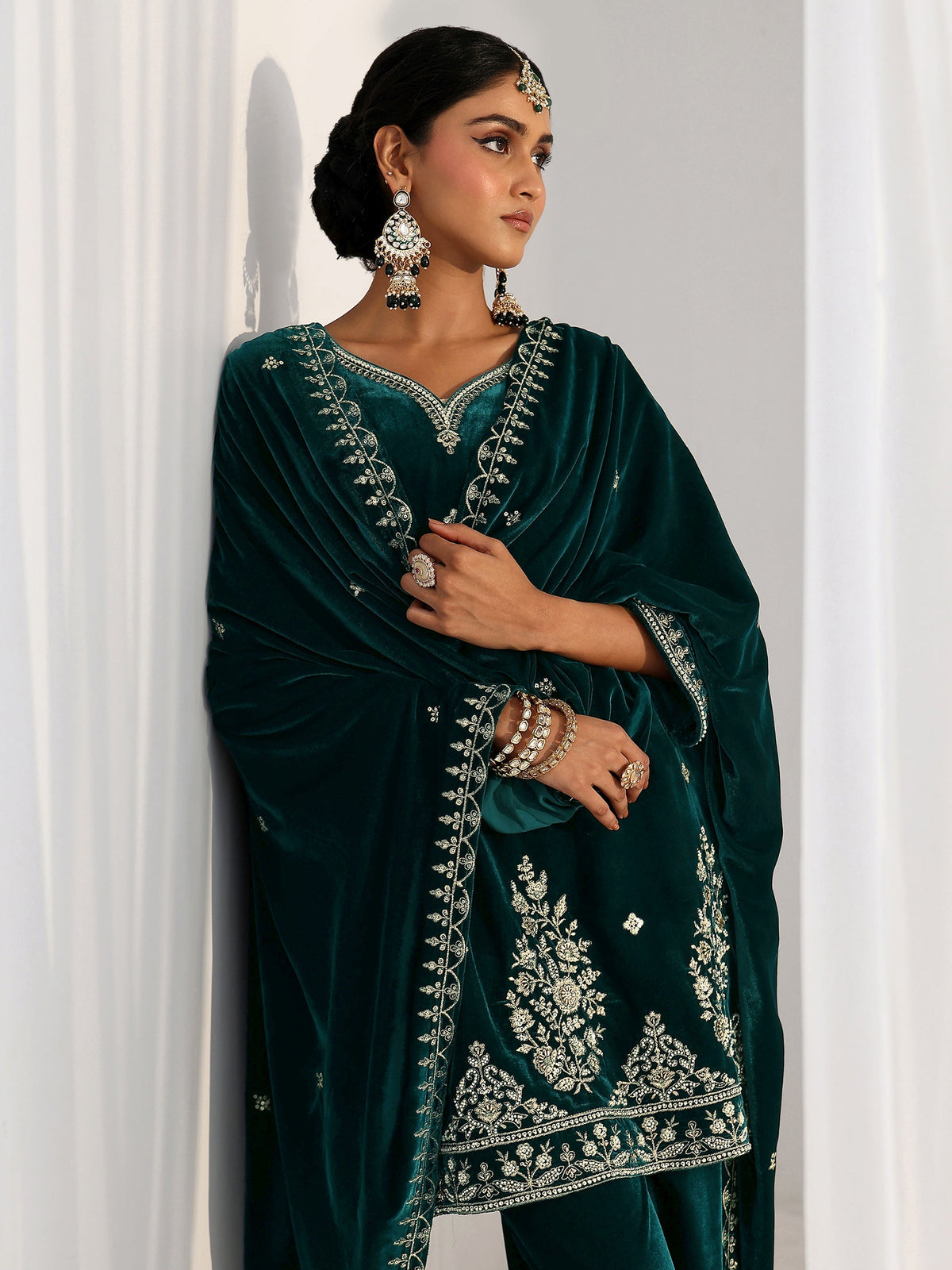 Anouk Teal Green Floral Embroidered Velvet Straight Suit Set