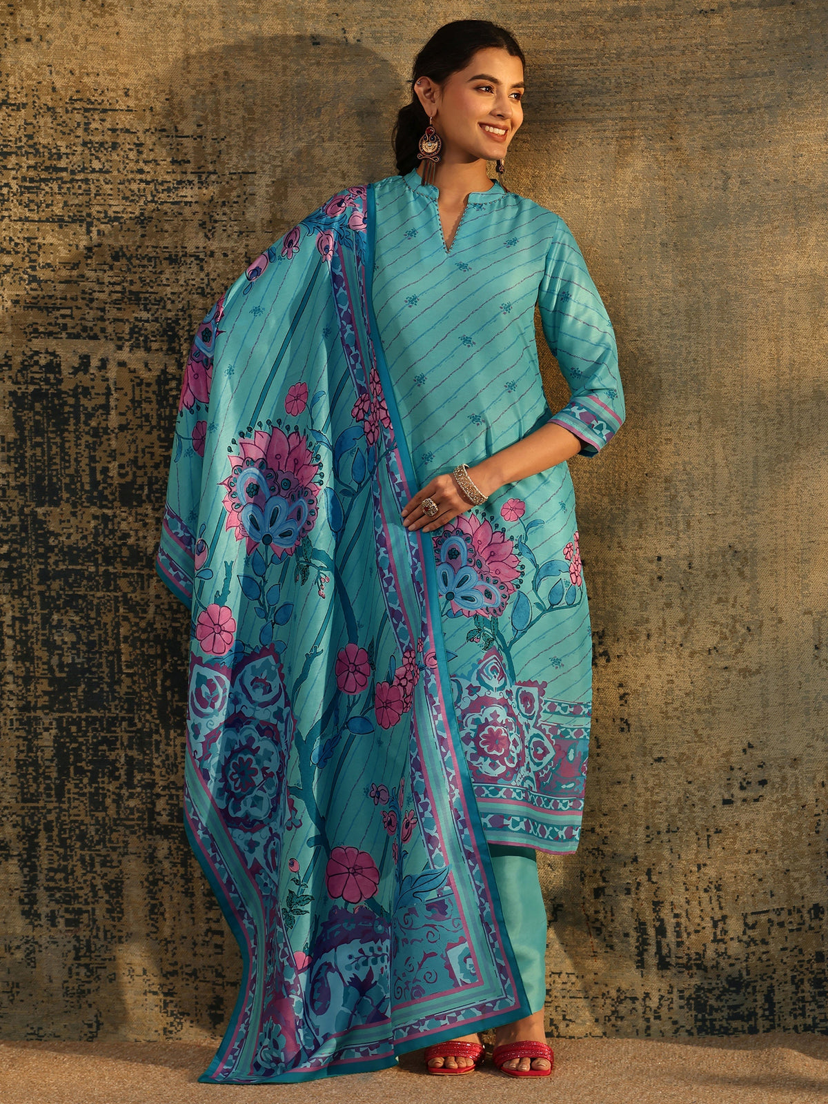 Anouk Turquoise Blue Floral Printed  Muslin Straight Suit Set