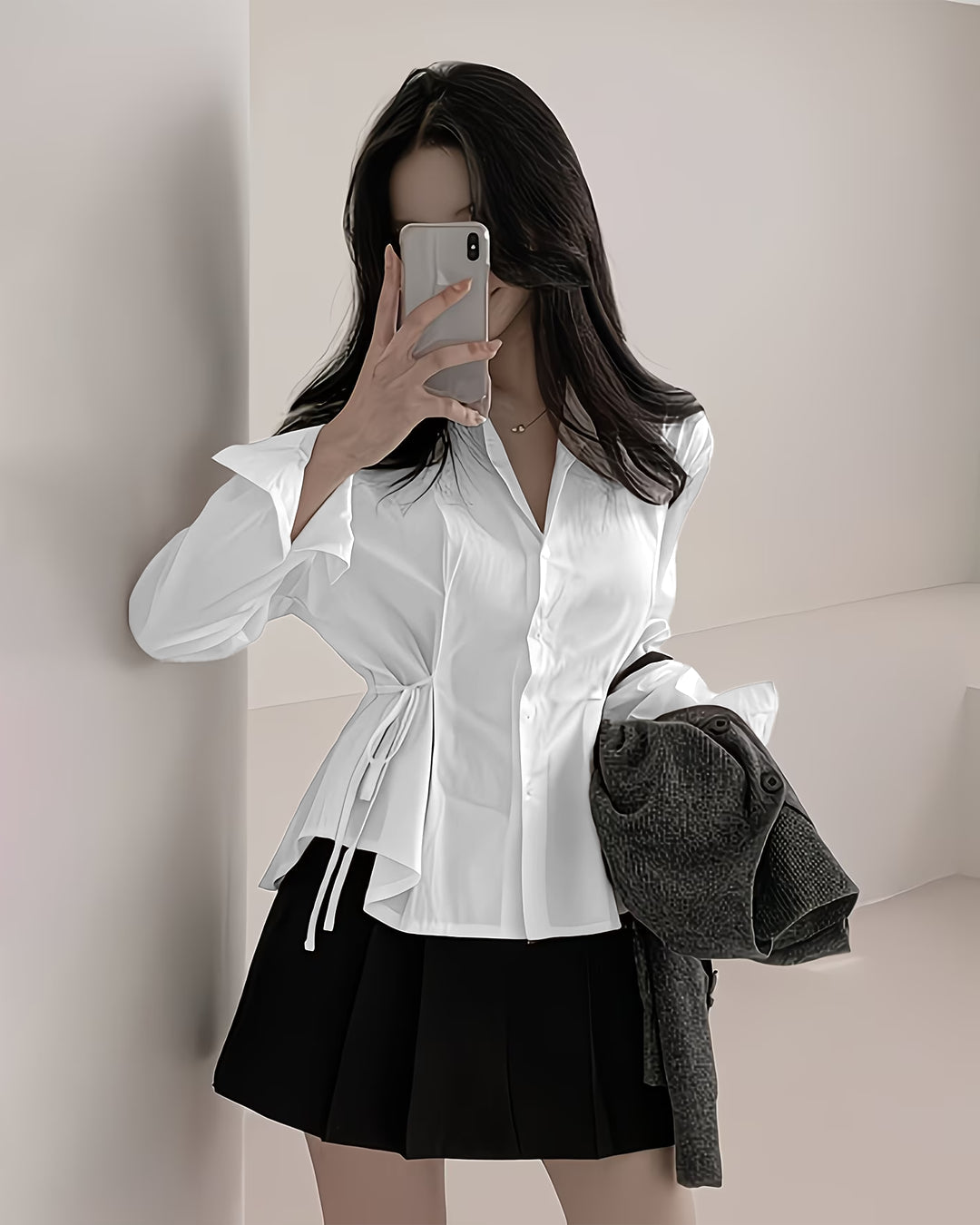 Long-Sleeve Waist Tied Shirt in White
