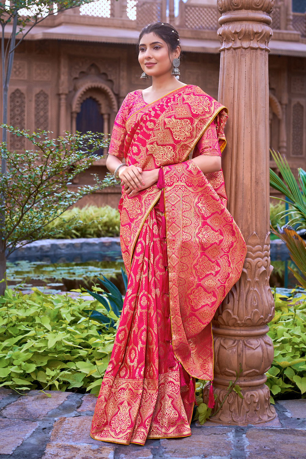 Pink  Banarasi Silk Saree With Zari Weaving Work
