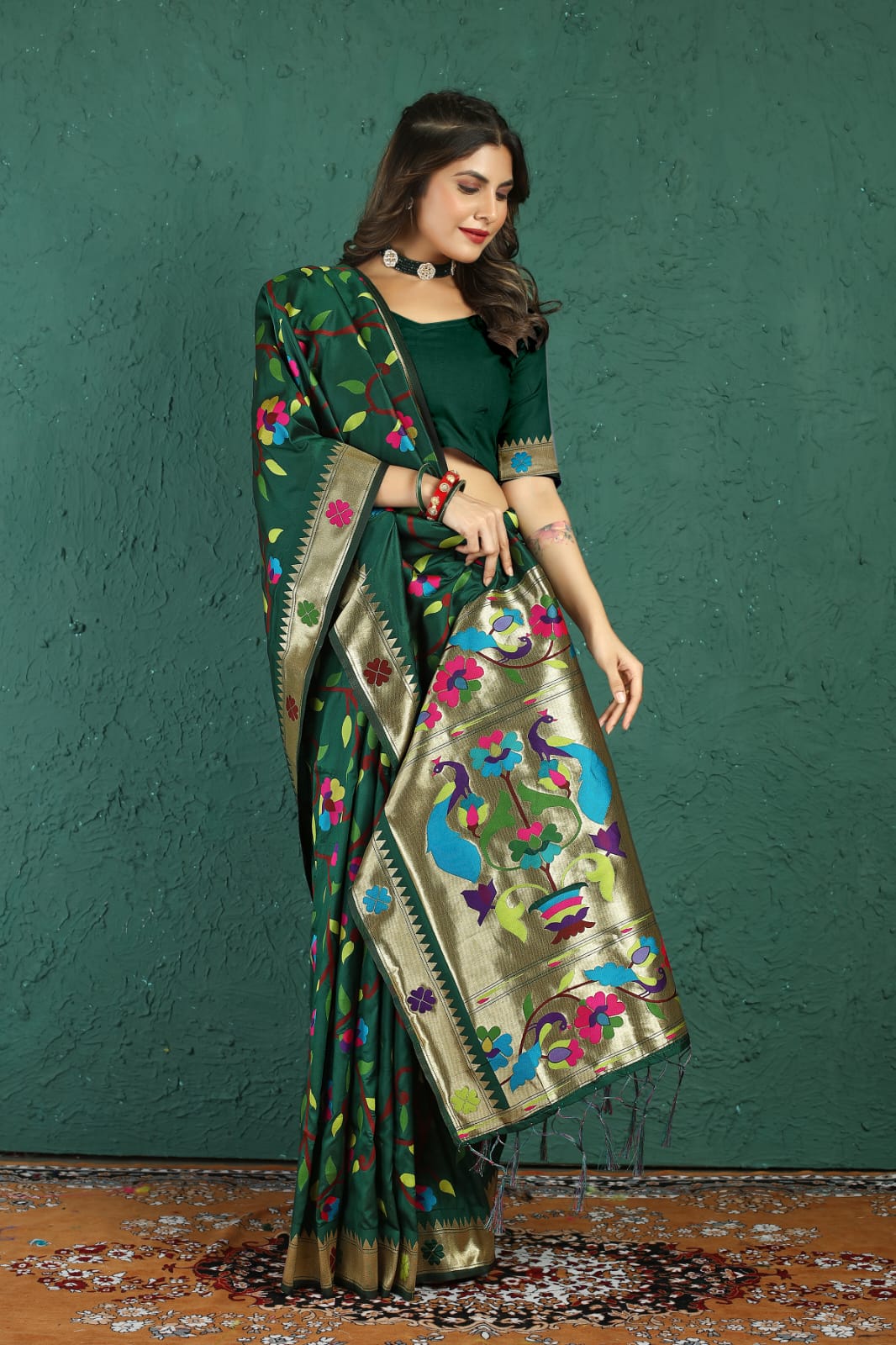 Quintessential Dark Green Paithani Silk Saree With Mellifluous Blouse Piece