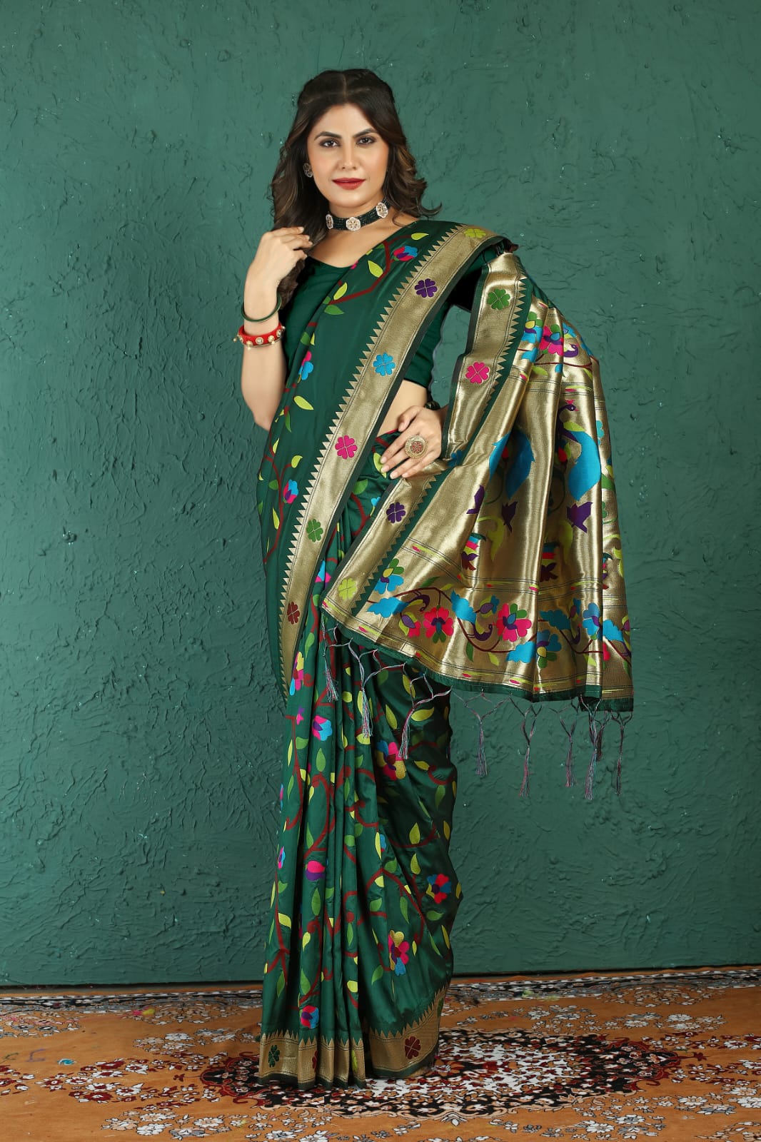 Quintessential Dark Green Paithani Silk Saree With Mellifluous Blouse Piece