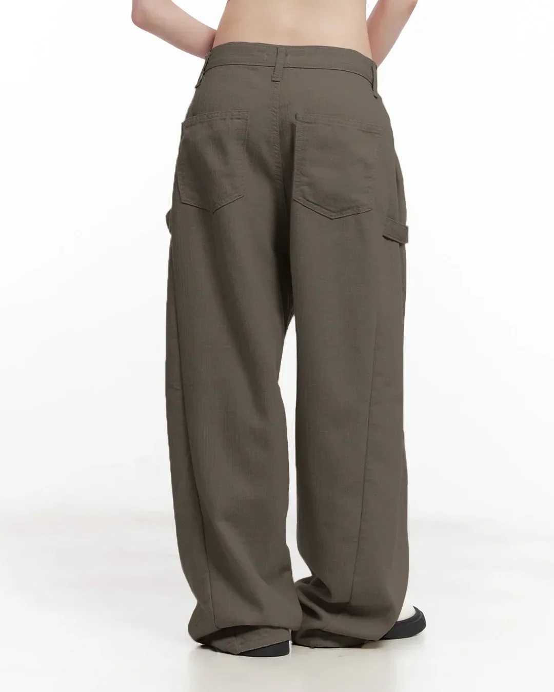 Mid-Rise Cargo Wide-Leg Trouser in Grey