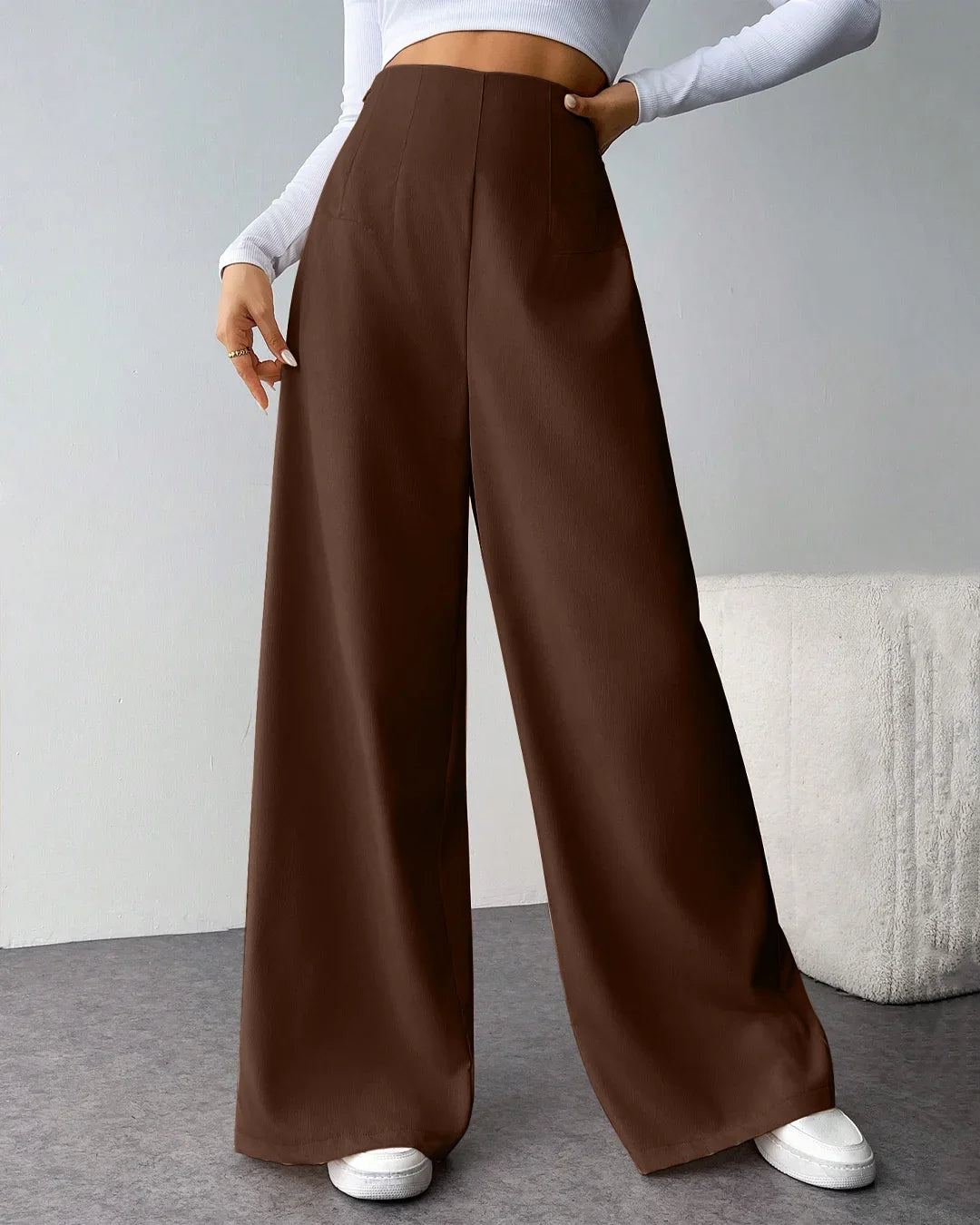 Minimalist High-Rise Wide-Leg Casual Trousers in Dark Brown