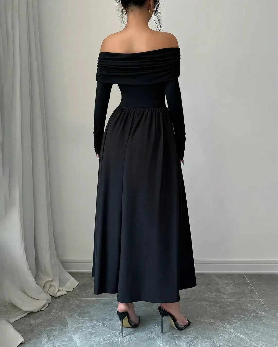 Off-Shoulder Pleated Elegant Long-Sleeve Maxi Dress