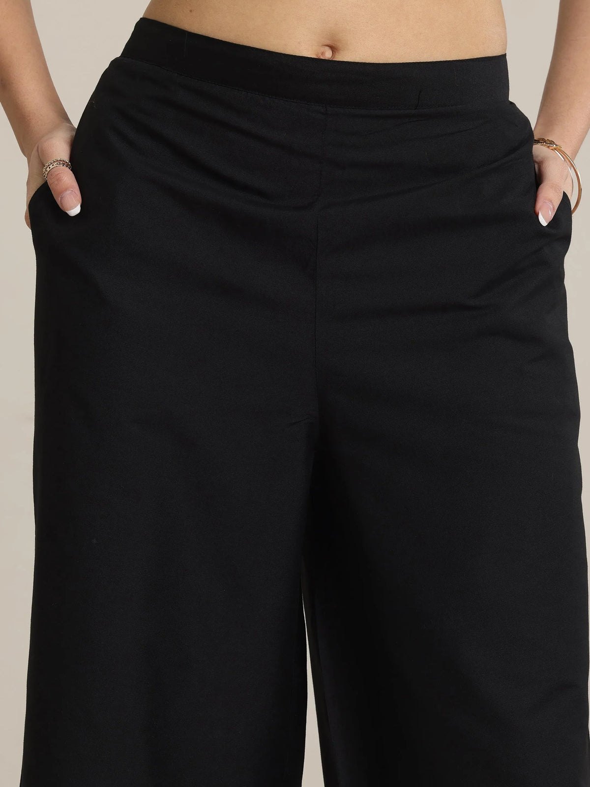 Anouk Black Solid Silk Trousers