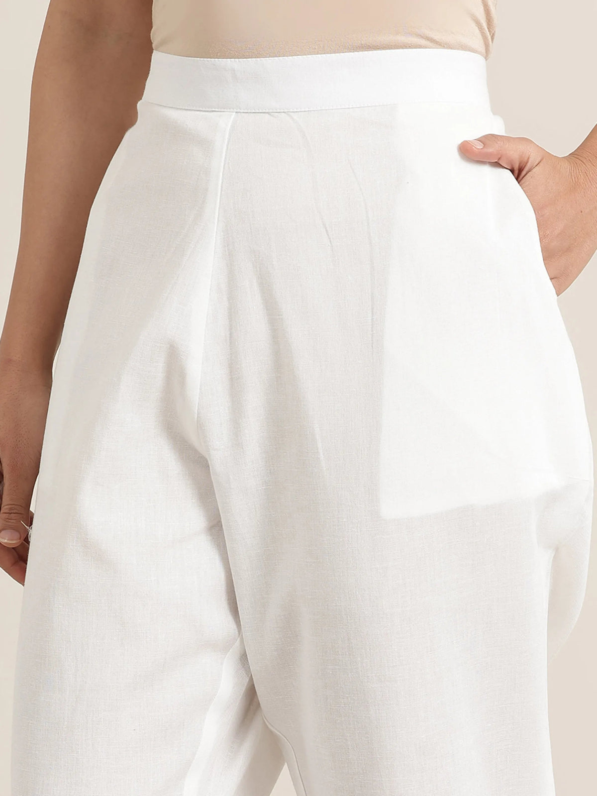 Anouk Off White Solid Cotton Trousers