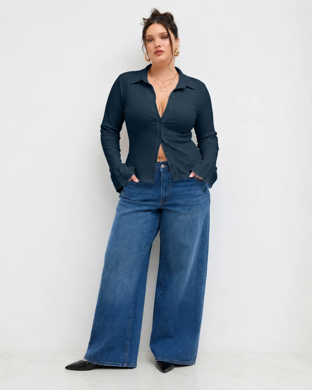 Tailored V-Neck Peplum Top Curve & Plus in Midnight Navy Blue