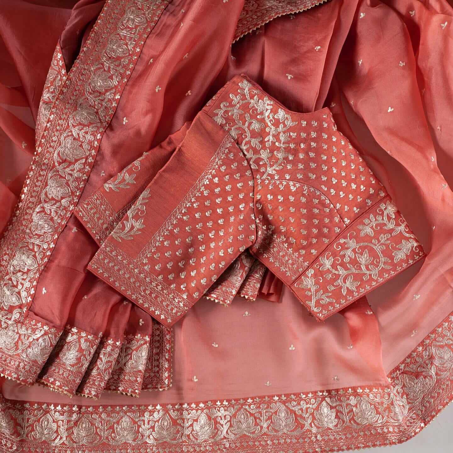 Peach Saree in Organza Silk With Dori And Sequence Work
