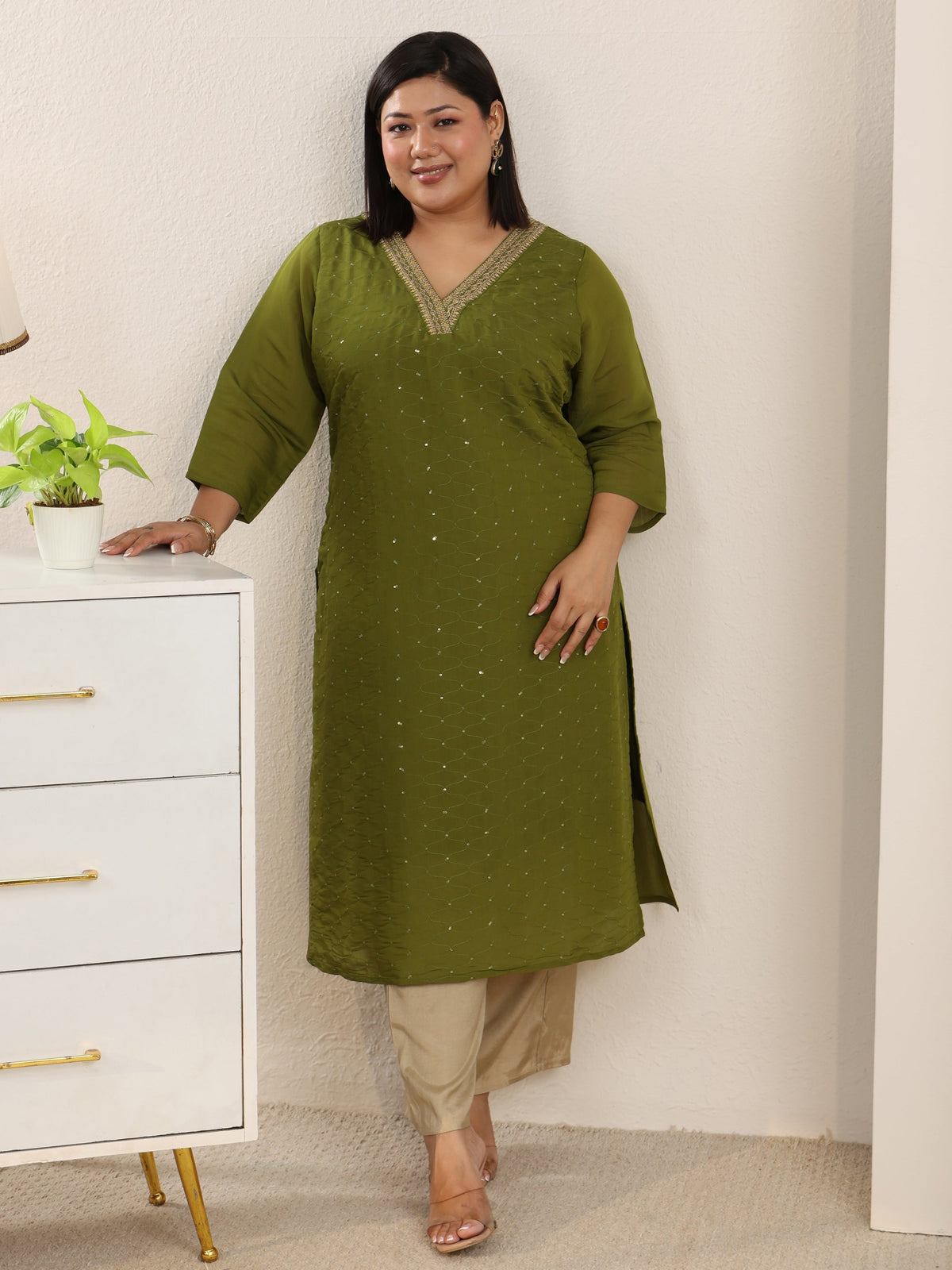 Plus Size Green Embellished Chanderi Cotton Straight Kurta