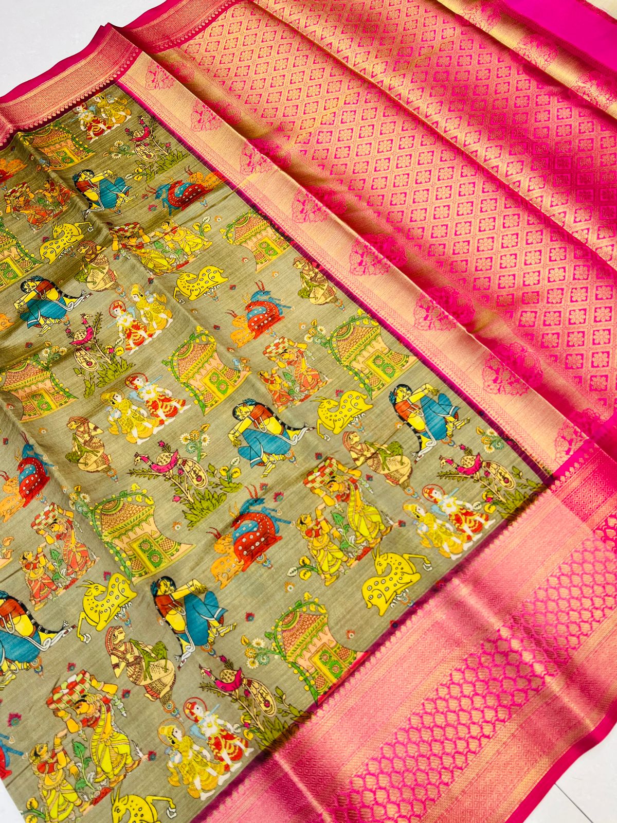 Sempiternal Dark Beige Kalamkari Printed Saree With Lissome Blouse Piece
