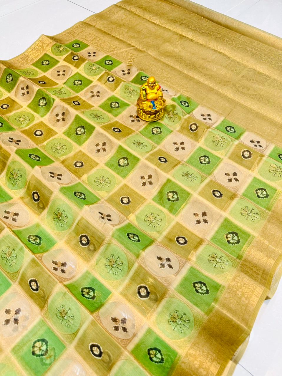 Girlish Pista Soft Patola Silk Saree with Inspiring Blouse Piece