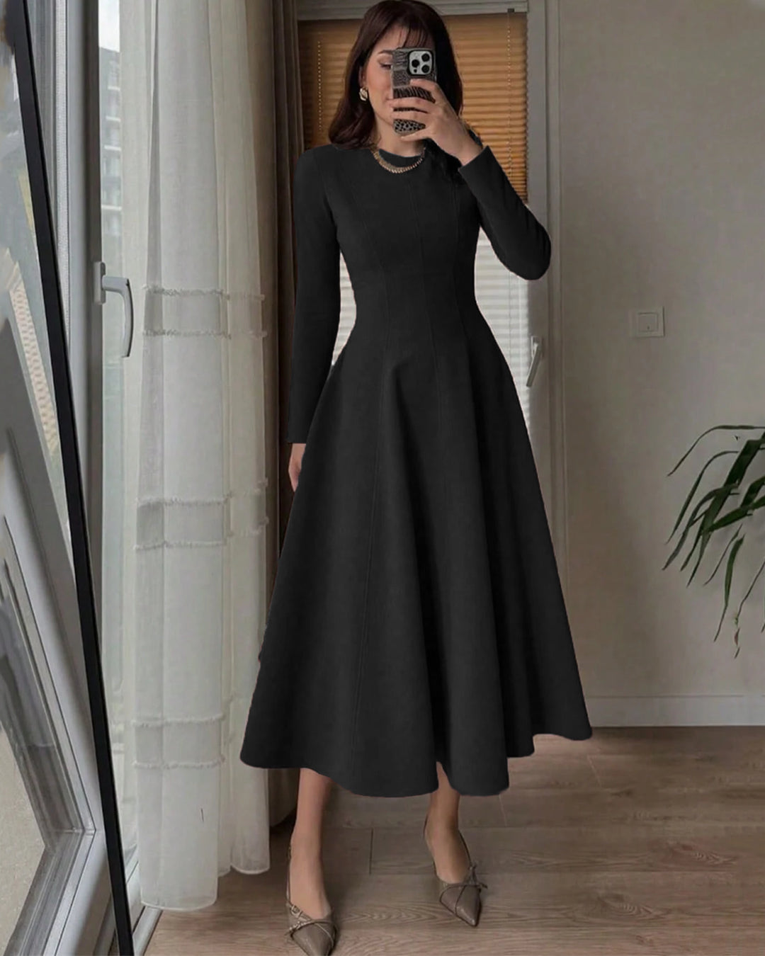 Round Neck Fit & Flare Solid Long Sleeve Midi Dress in Black