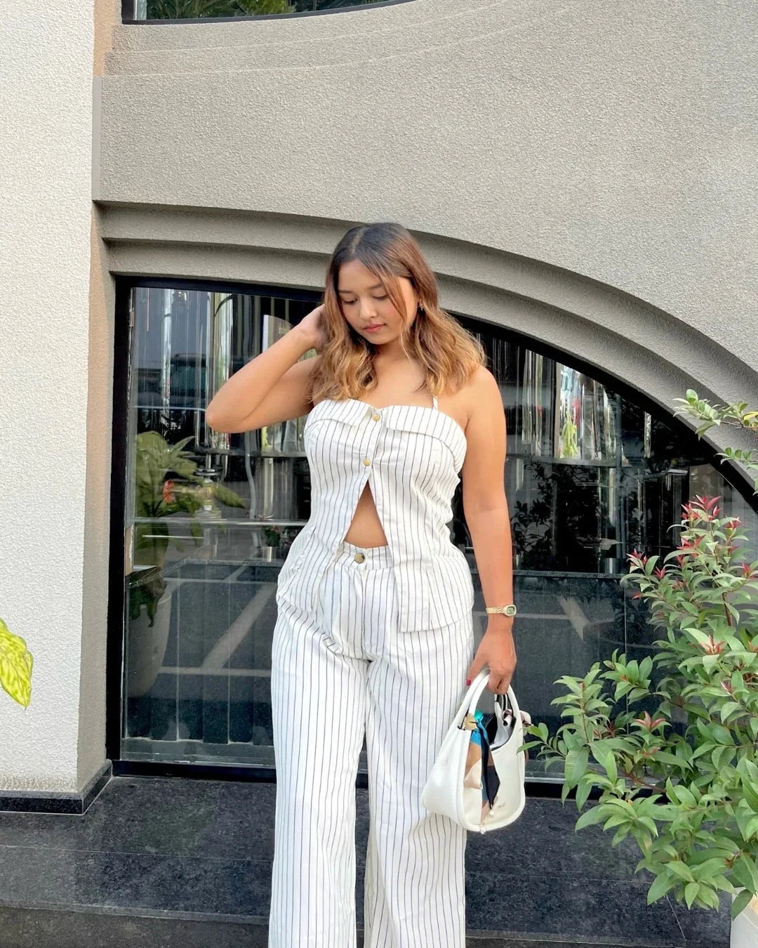 Pinstriped Halter Neck Sleeveless Top And Pants Set In Off-White