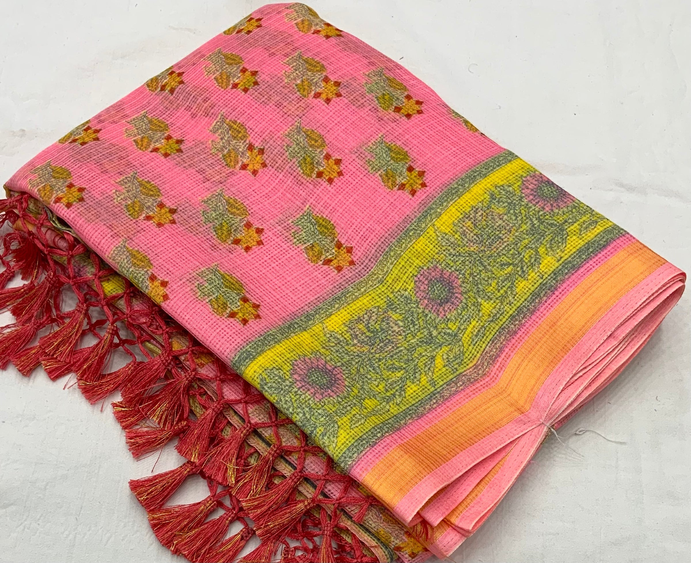 Sophisticated Women's Kota Silk Saree: Opulently Soft, Intricately Printed, and Adorned with a Weaving Pattu Border