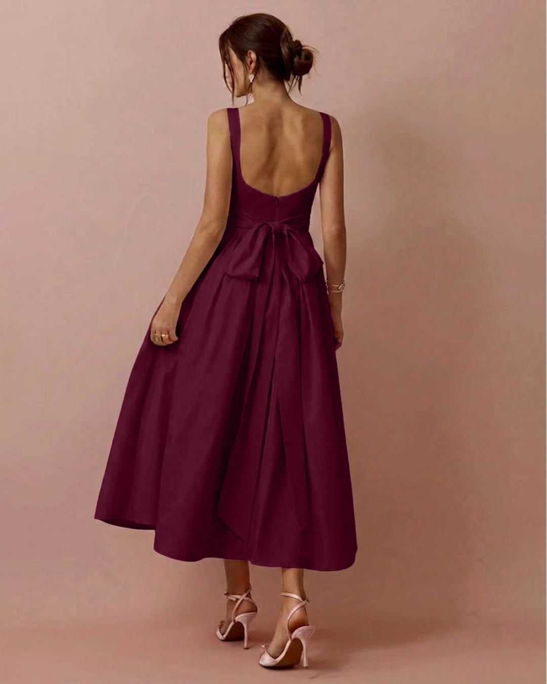 Square Neck Pleated Sleeveless V Waist Dress in Burgundy