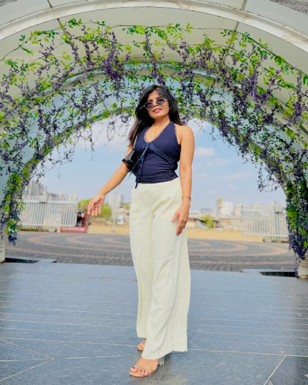 Solid Color Straight-Leg High-Waisted Pant With Pocket In Beige