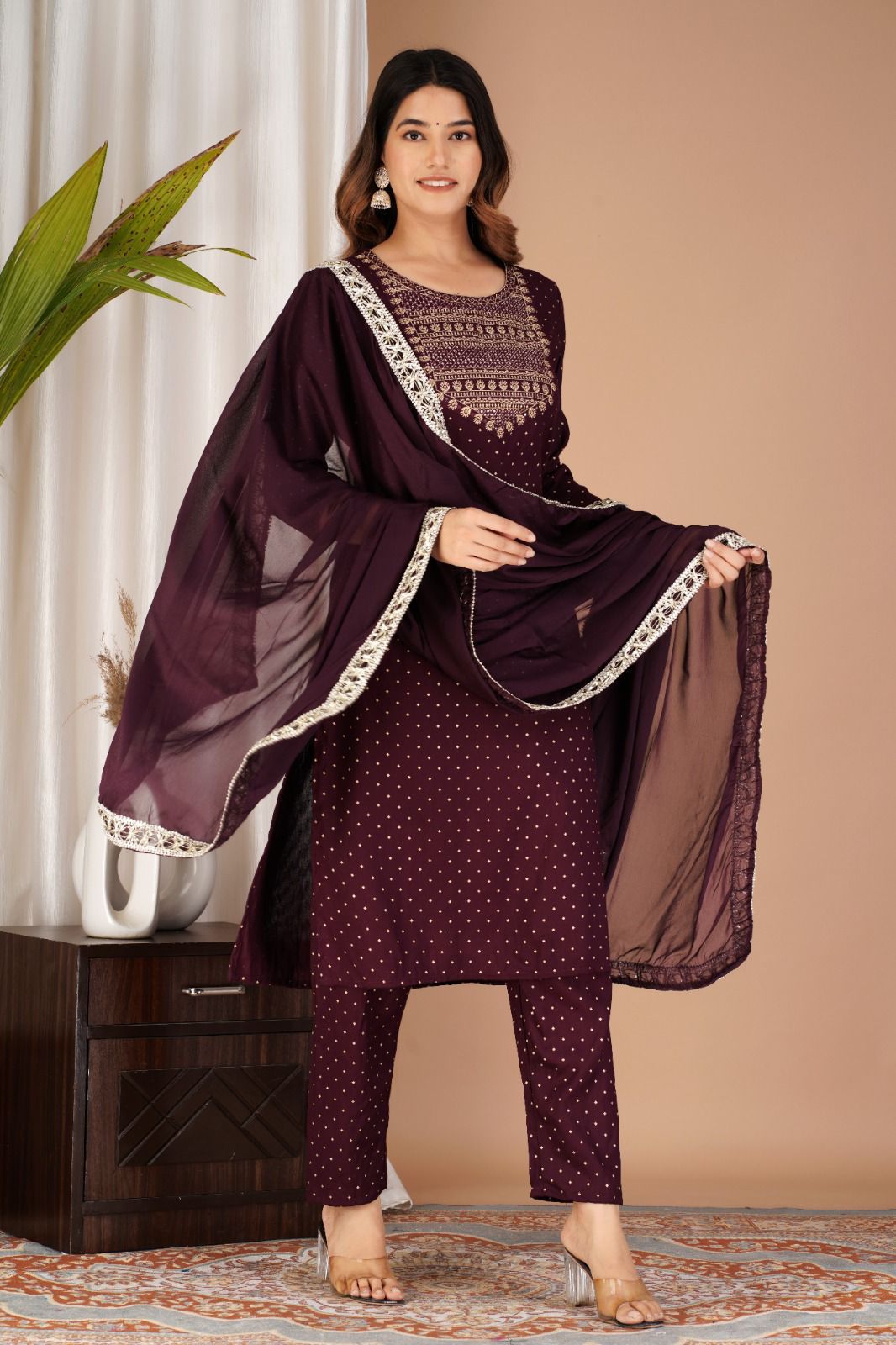 Exquisite Rayon Straight Kurti Set with Golden Print and Zari Embroidery