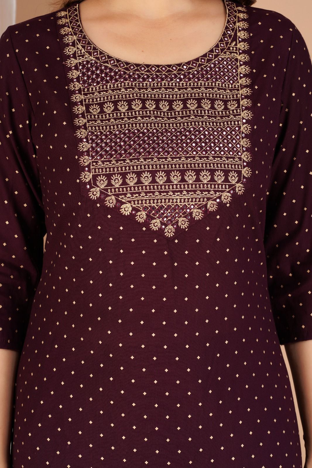 Exquisite Rayon Straight Kurti Set with Golden Print and Zari Embroidery