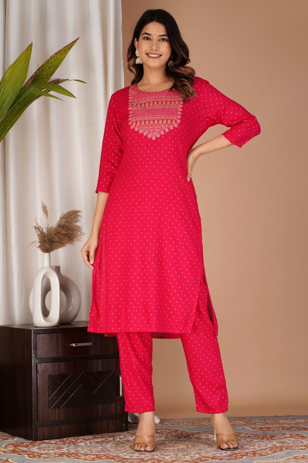 Exquisite Rayon Straight Kurti Set with Golden Print and Zari Embroidery