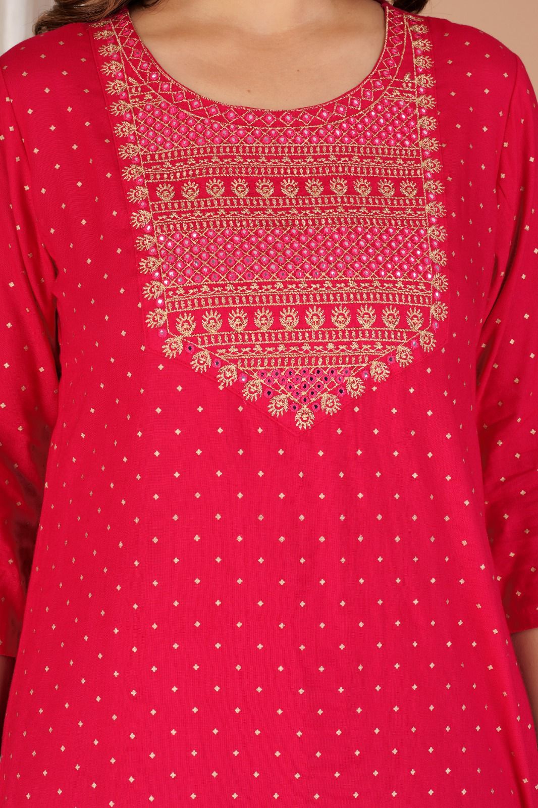 Exquisite Rayon Straight Kurti Set with Golden Print and Zari Embroidery
