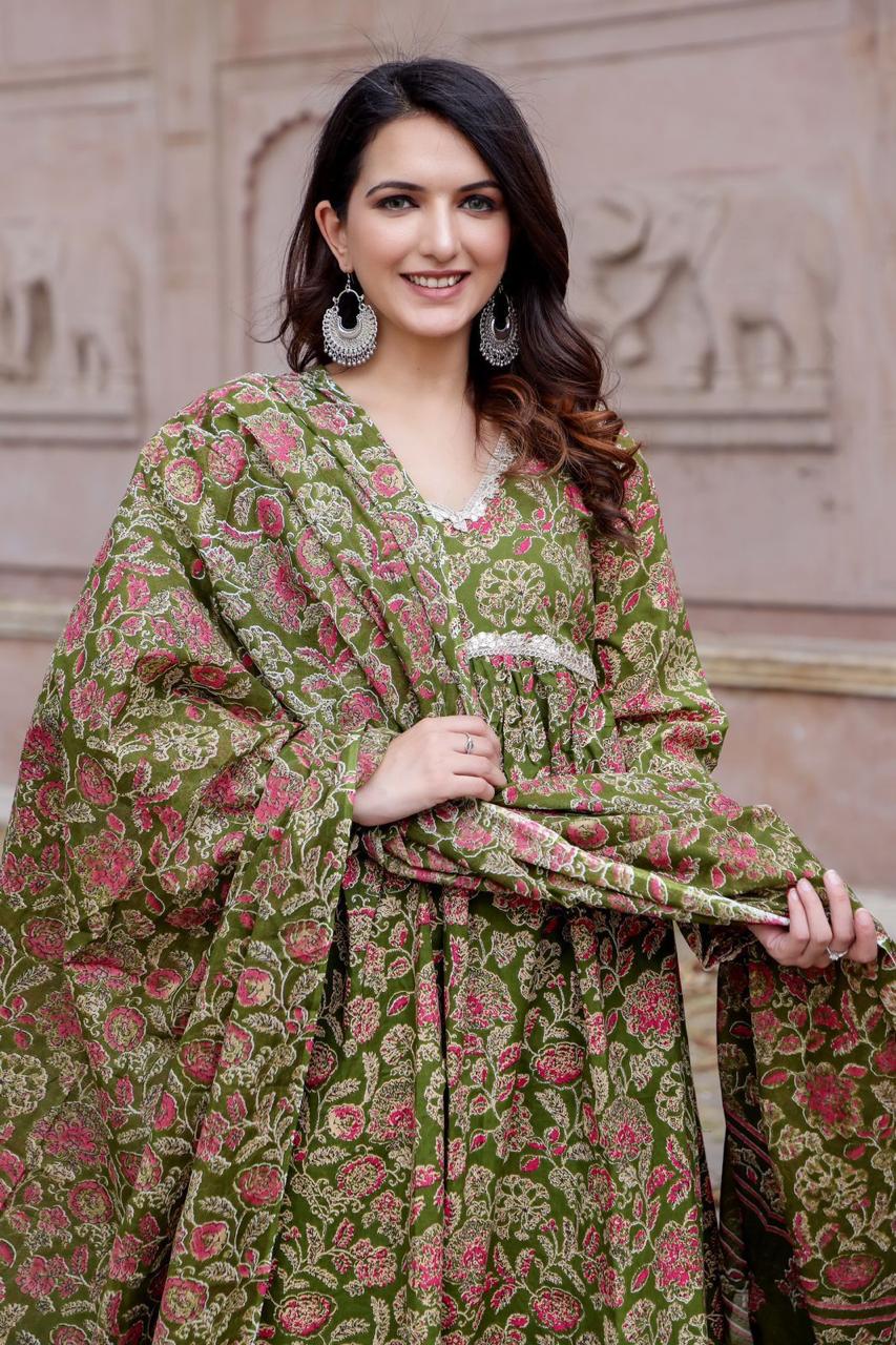 Elegant Green Cotton Alia Cut Anarkali Kurti Set with Gotta Lace Detailing and Cotton Dupatta