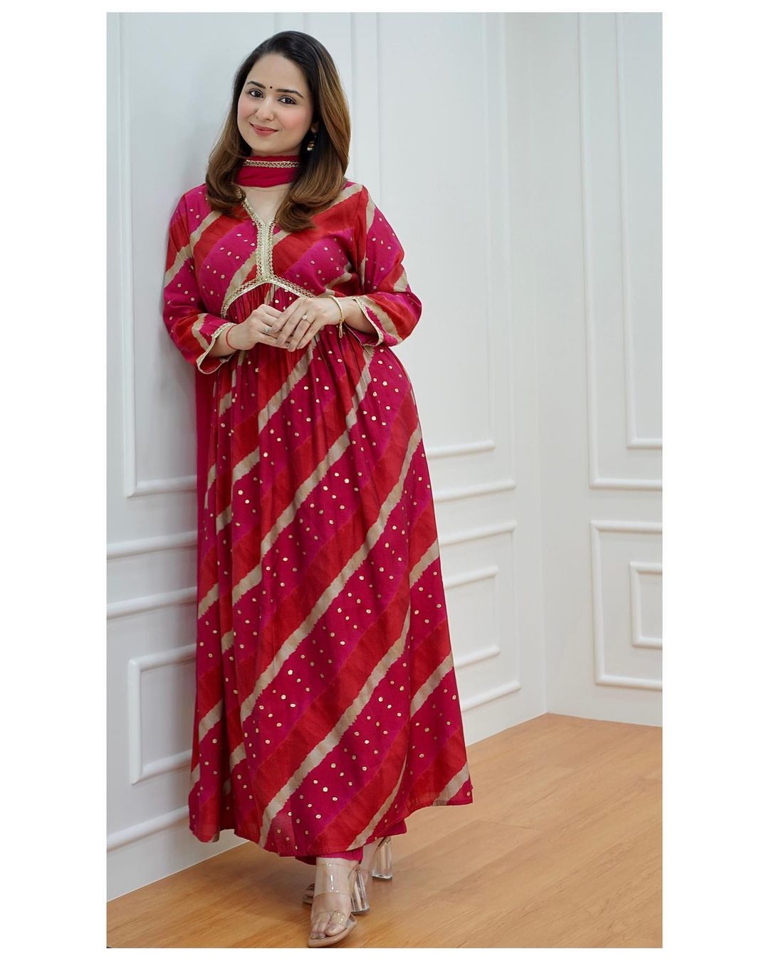 Elegant Magenta Cotton Kurti Set with Handcrafted Dupatta and Embroidered Neckline