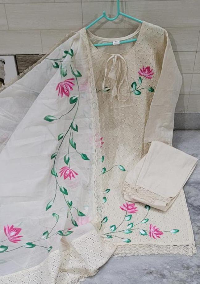 Elegant Off-White Hand-Painted Chicken Shifli Kurti Set with Mulmul Dupatta