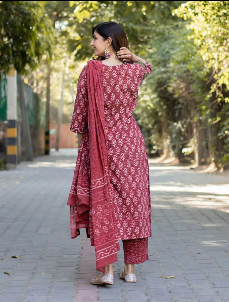 Red Cotton Suit Set: Printed Kurti, Pant, and Malmal Dupatta