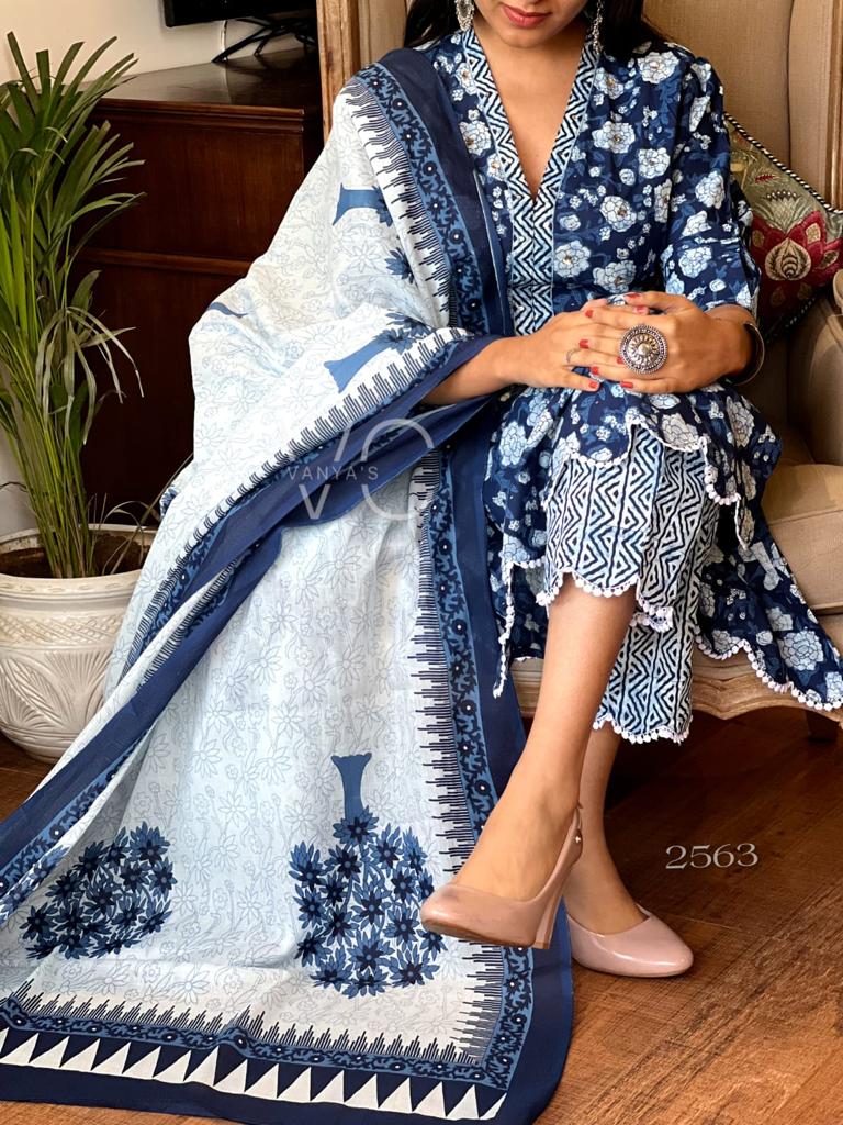 Blue Cotton 3-Piece Suit Set with Printed Border Yoke and Chicken Lace
