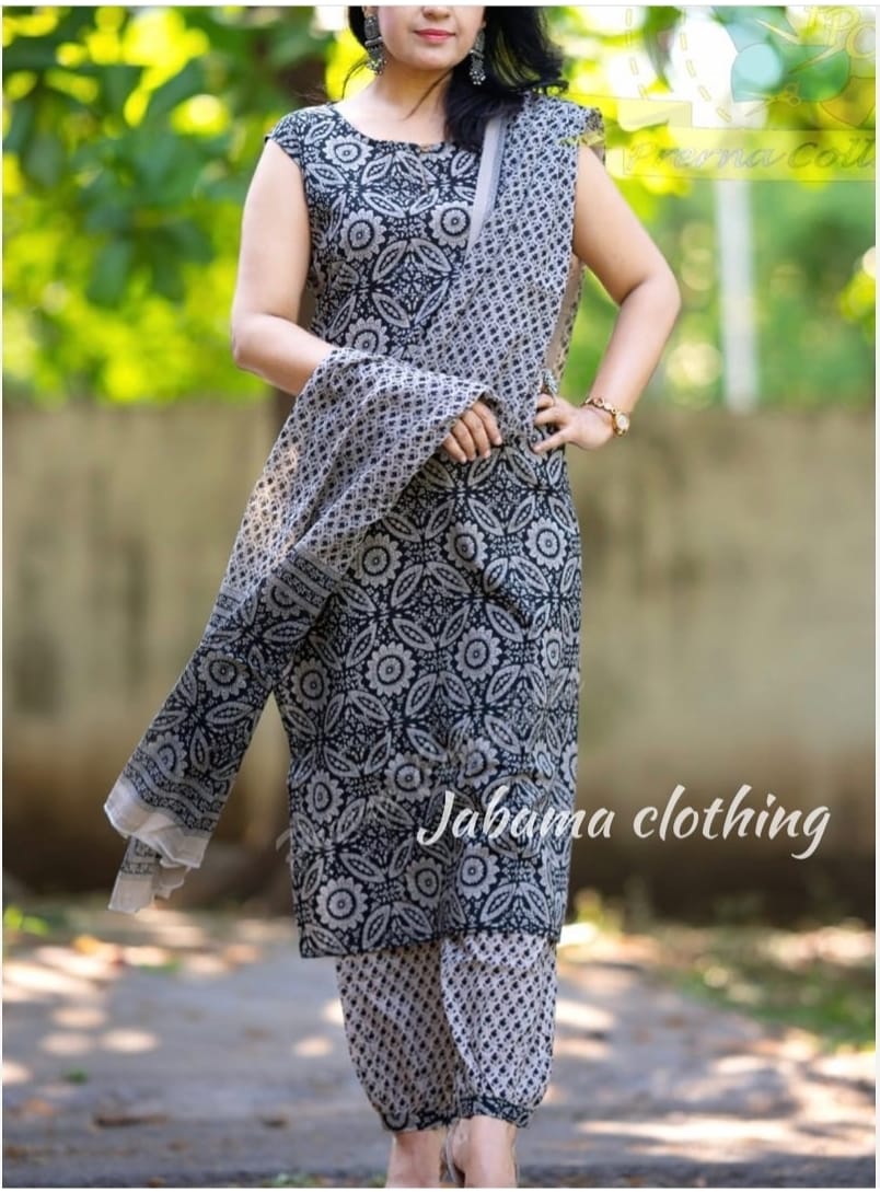 Sanganeri Block Print Straight Kurta Set in Black