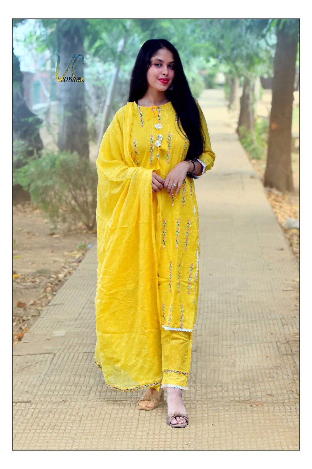 Cotton Lurex Kurti with Embroidery, Pant, and Nazmin Dupatta Set