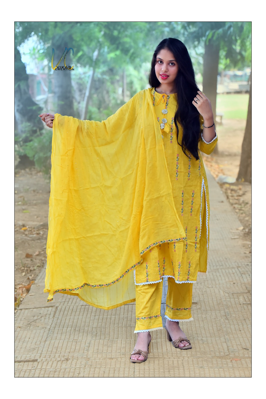 Cotton Lurex Kurti with Embroidery, Pant, and Nazmin Dupatta Set