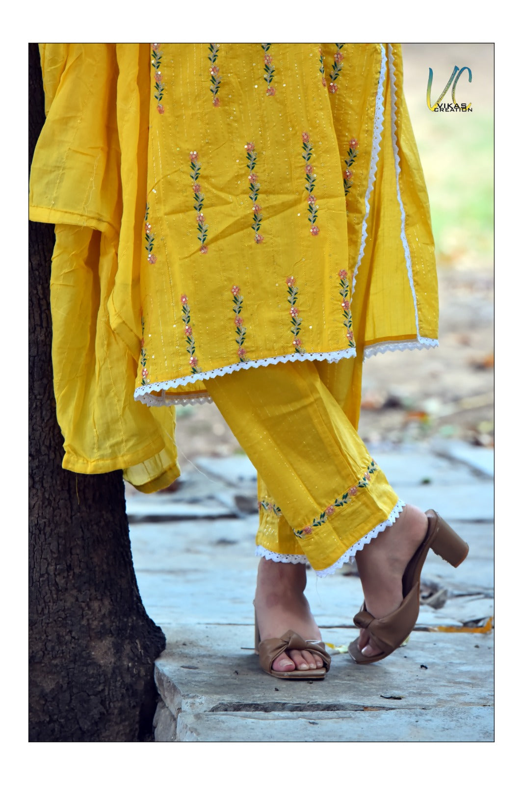 Cotton Lurex Kurti with Embroidery, Pant, and Nazmin Dupatta Set