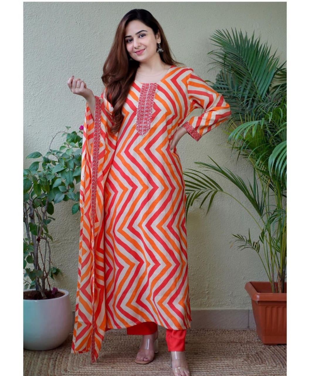 Zigzag Rayon Kaftan Kurta Set with Embroidery