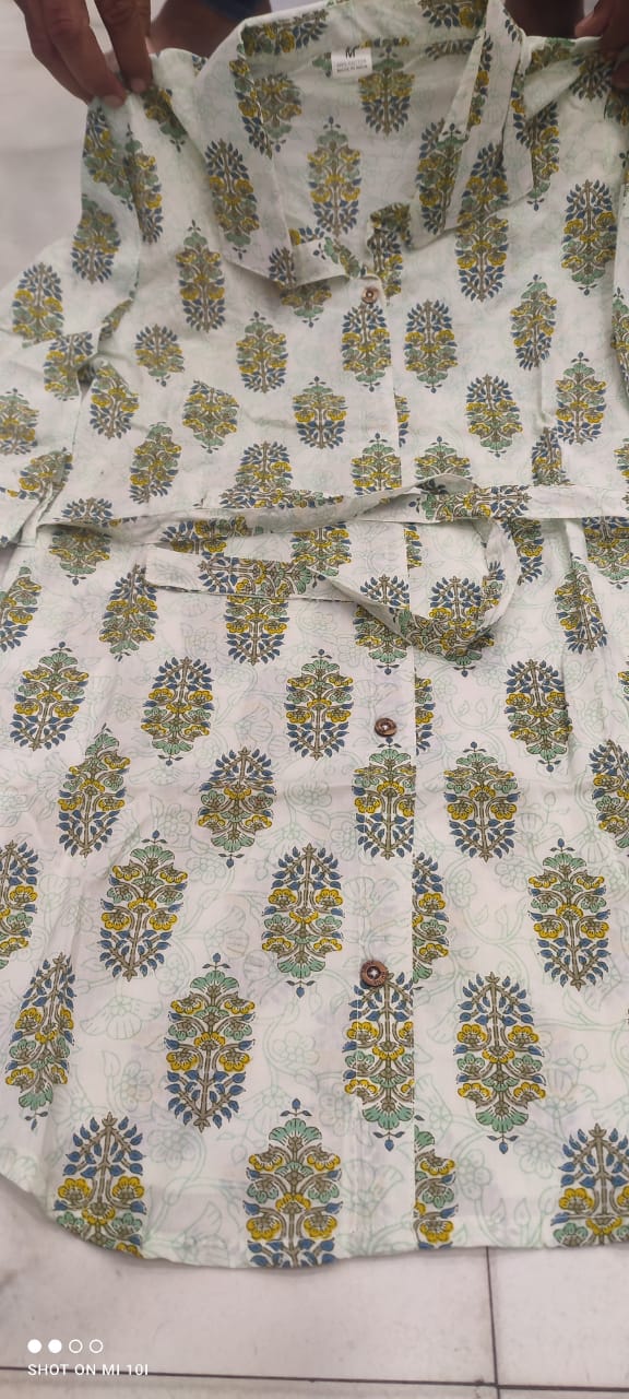 Cord Set: Shirt-style top with Belt and Cotton Pant