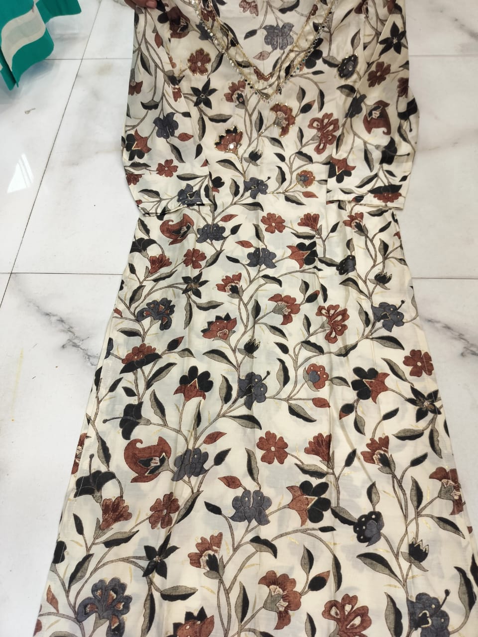 Muslin Digital Foil Printed Kurti with Sitara Neck Work, Pant, and Brush-Printed Chiffon Dupatta Set