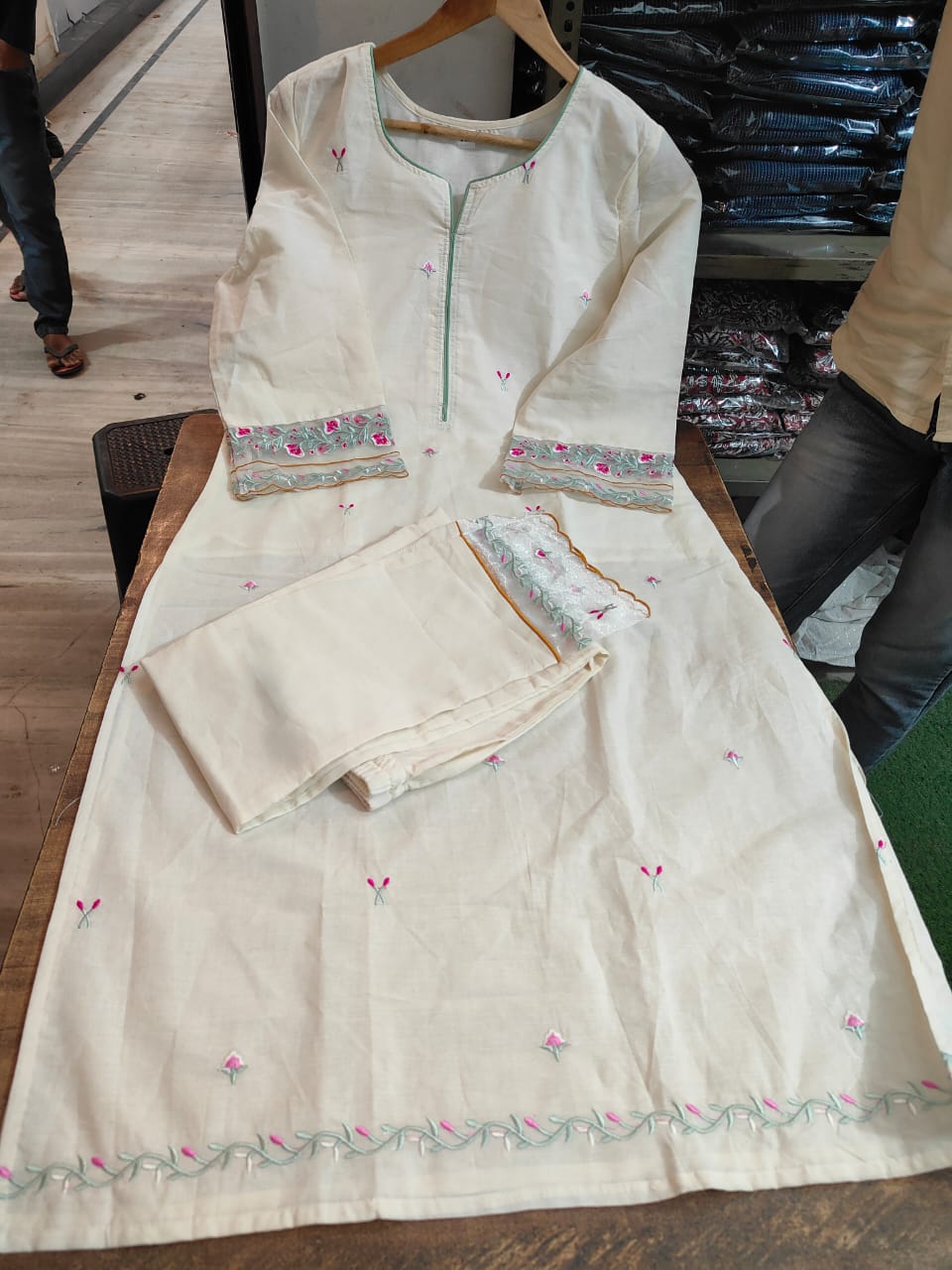 Threadwork Embroidered Cotton Kurta Pant Set