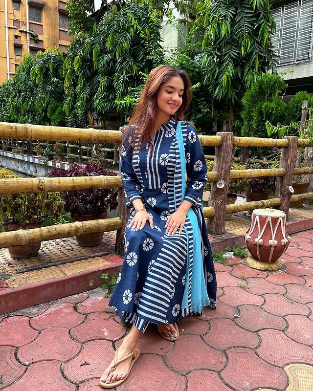 Cotton 3-Piece Ensemble with Button Work – Kurta, Pant, and Dupatta Set