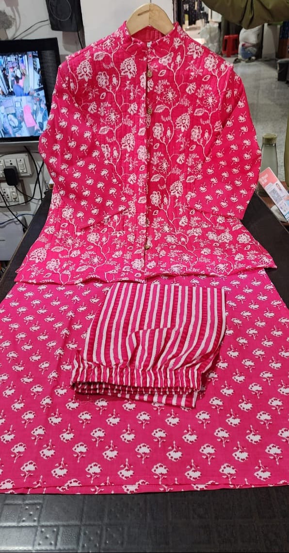 Cotton Kurti Pant Set with Warm Quilted Jacket