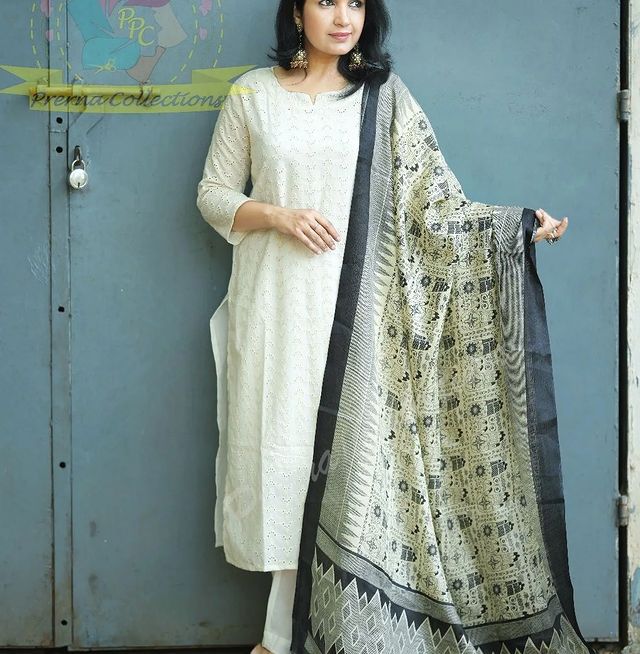 Cotton Chikankari Kurti Set with Dupatta