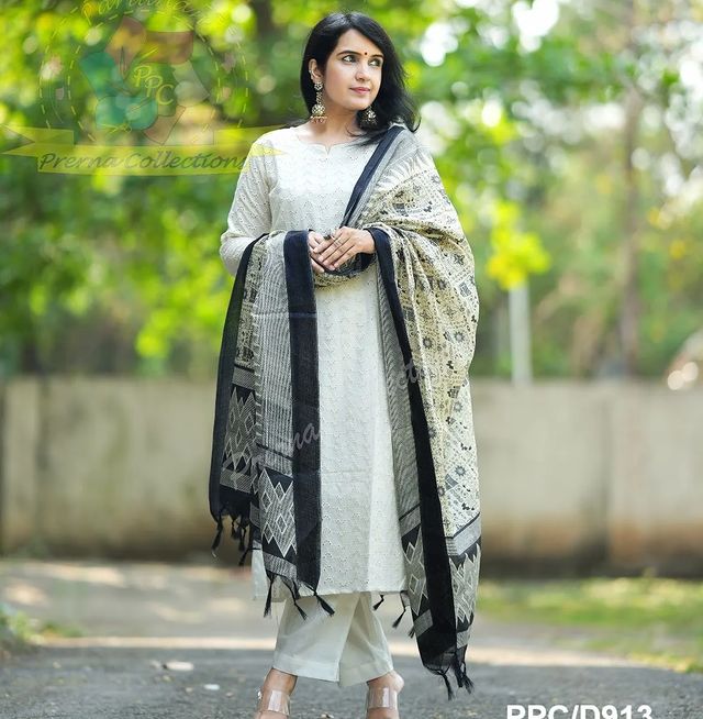 Cotton Chikankari Kurti Set with Dupatta