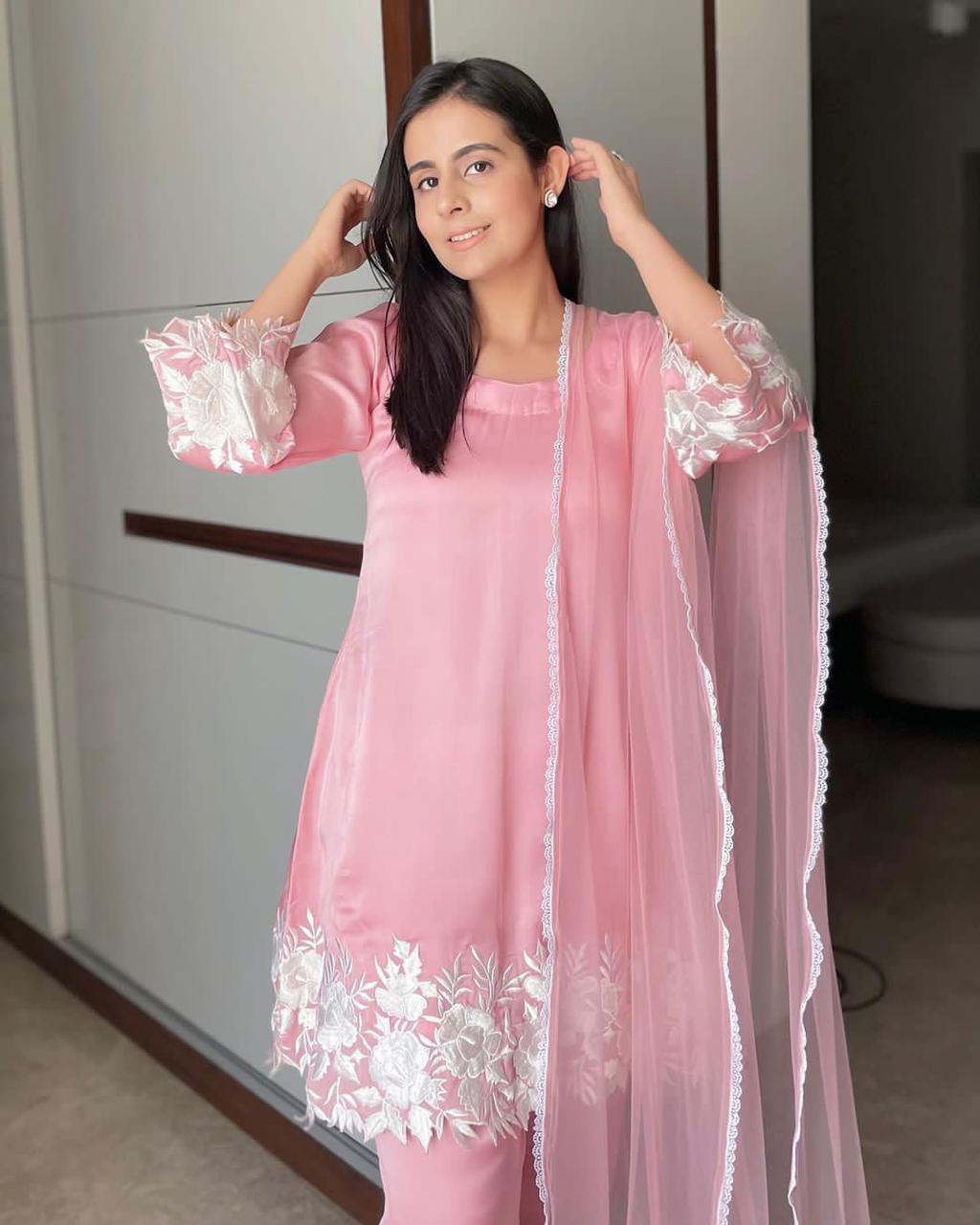 Embroidered Rayon Kurti Pant Set with Organza Dupatta