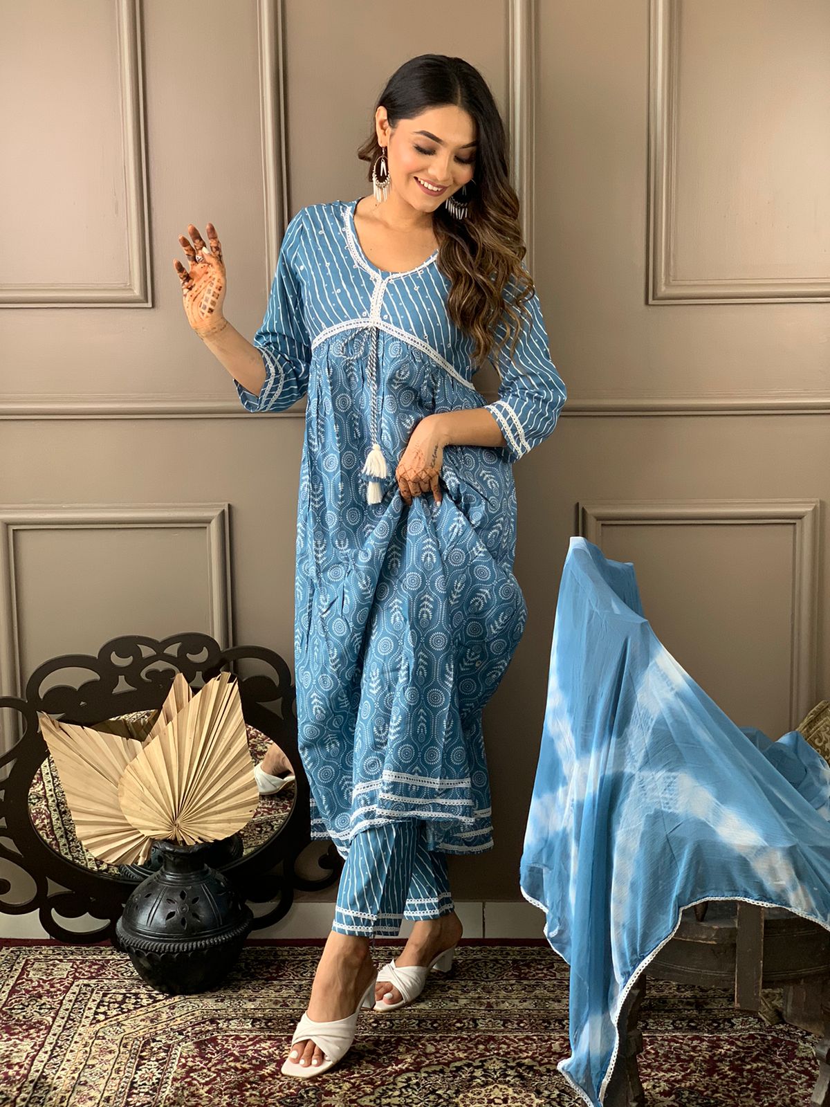 Alia Style Rayon Lace Work Suit Set