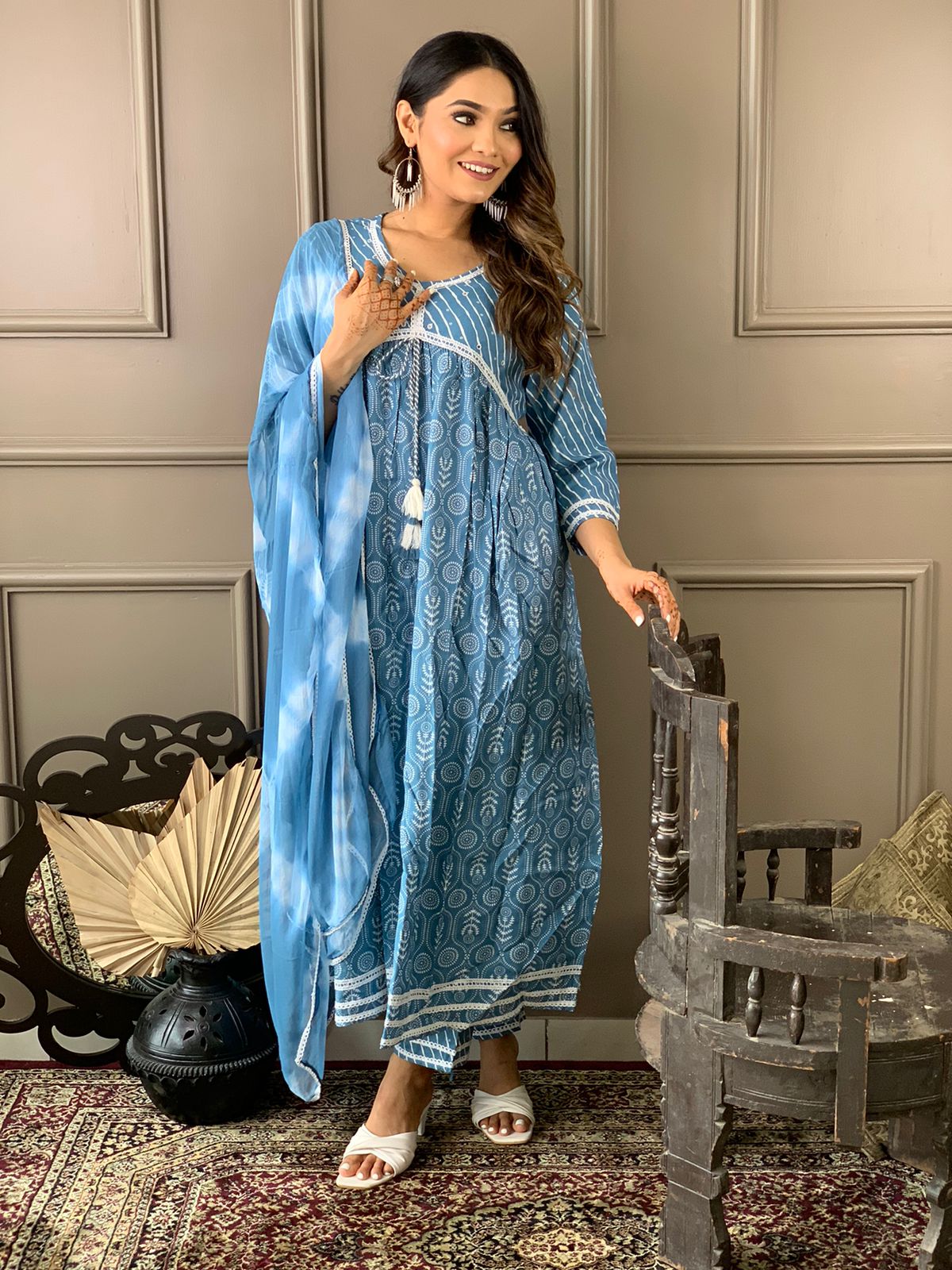 Alia Style Rayon Lace Work Suit Set
